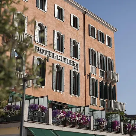 Riviera Hotel
