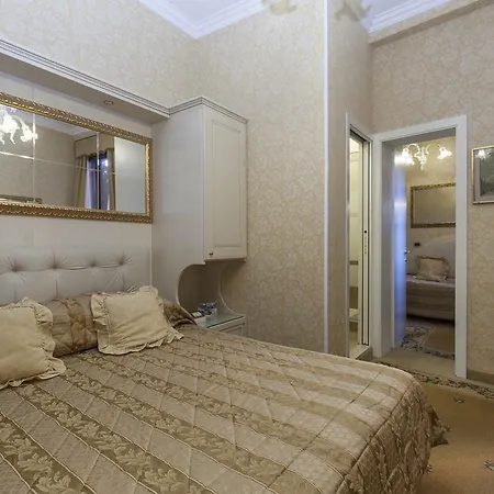 Riviera Hotel 3*